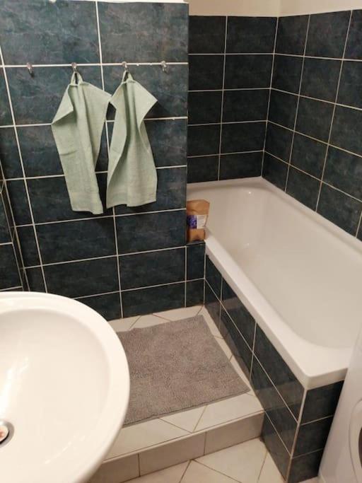 2 Bedrooms Close Vysehrad - Congress Centrum Prague Exterior photo